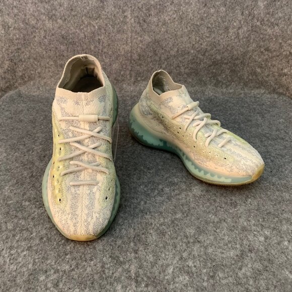 Adidas Yeezy Boost 380 Alien Blue GW0304 - Picture 2 of 15